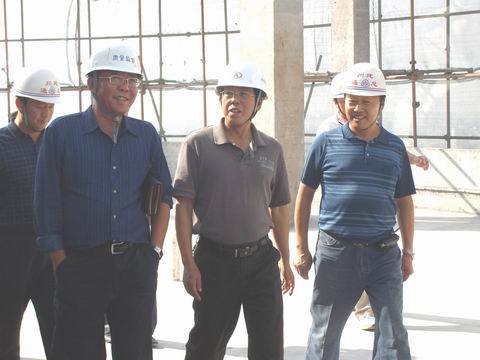 宁夏自治区建设厅领导观摩公司工程质量